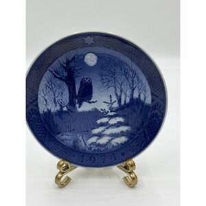 Vtg 1974 Royal Copenhagen Christmas Plate "Winter Twilight"